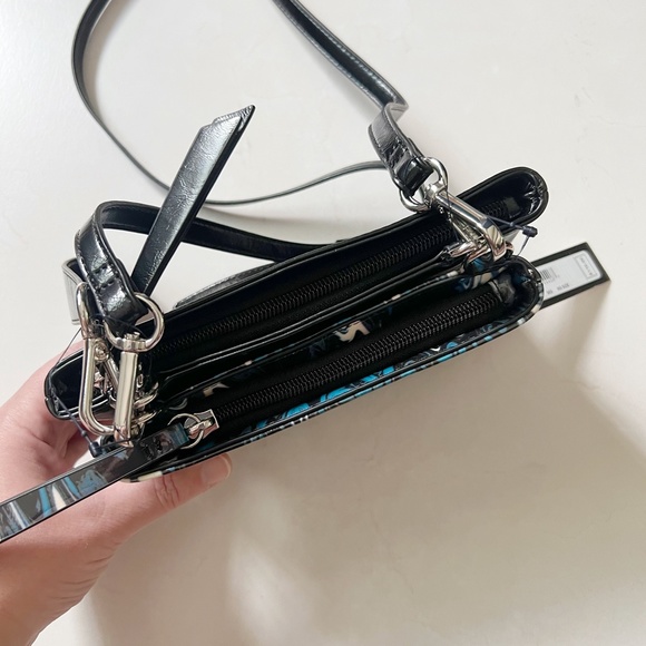 Malibu convertible wristlet two pouch bag Circus by Sam Edelman NWT - Picture 4 of 5